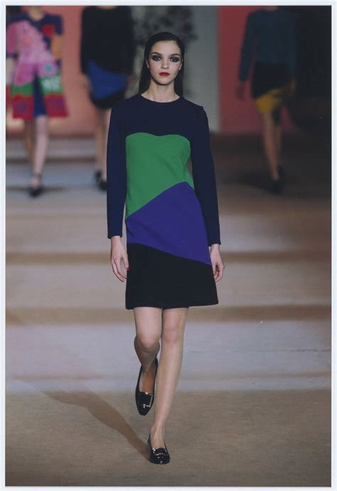 aaa last abiti di yves saint laurent